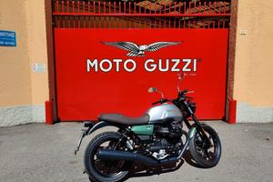 Moto Guzzi v7 centenario