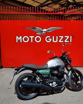 Moto Guzzi v7 centenario