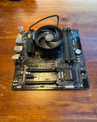 Blocco AM4: AMD ryzen 3 PRO 4350G + Gigabyte B550M