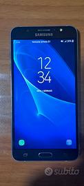 Samsung Galaxy J7 (2016)