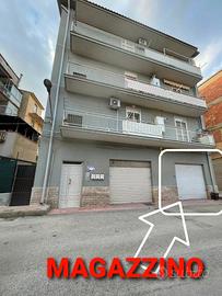 Appartamento + Magazzino