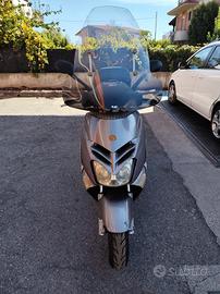 Aprilia leonardo 250