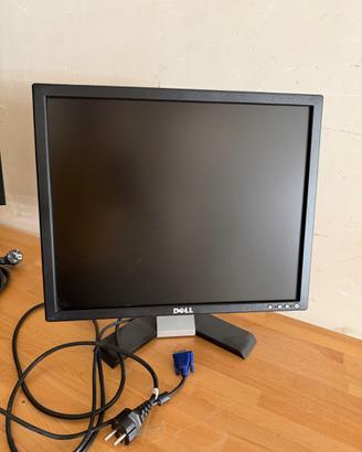 2 MONITOR DELL – PERFETTAMENTE FUNZIONANTI