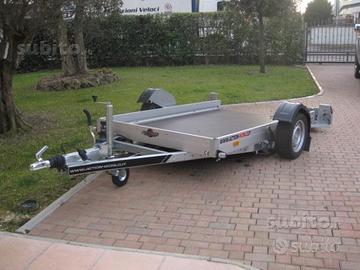 Carrello pianale rasoterra per trasporto cose