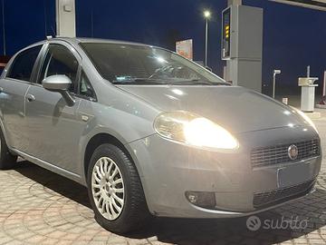 Fiat Grande Punto Grande Punto 1.3 MJT 75 CV 5 por