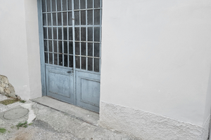 Magazzino/garage /fondo commerciale