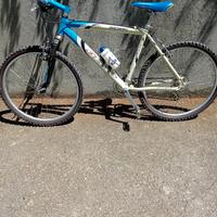 Bicicletta  MTB Olmo