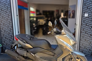 Yamaha X-Max 400
