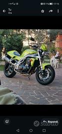 triumph speed triple 955i del 1999 