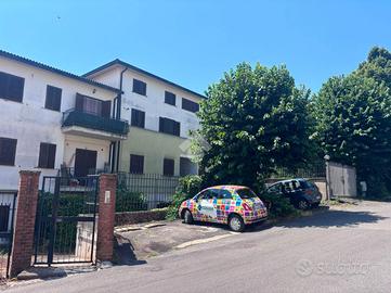 2 LOCALI A CAVE