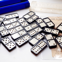 Domino vintage