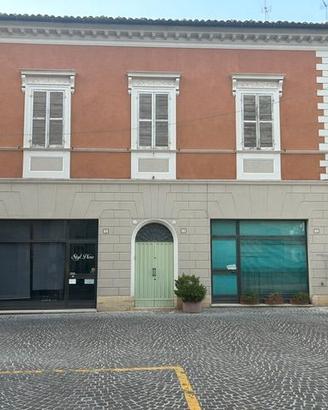Casa singola cielo terra