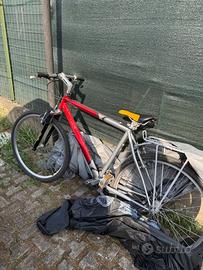 Bicicletta doppia marcia appena risistemata + telo