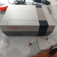 NINTENDO CONSOLLE E PISTOLA ZAPPER