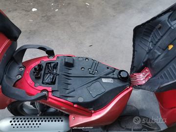 APRILIA LEONARDO 150