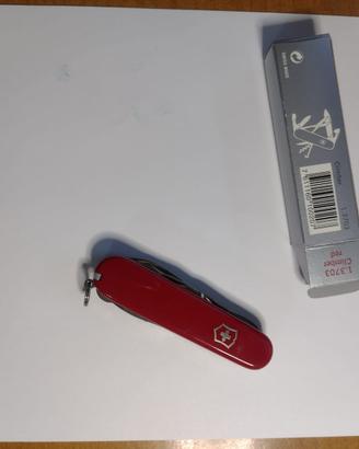 Coltellino svizzero multifunzione