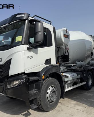 Iveco T-Way trakker betoniera 3 assi nuova 6x4
