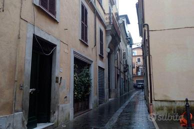Appartamento di 190 m² con 5 locali a Frosinone