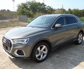 Audi Q3 35 2.0 tdi s-tronic 150CV