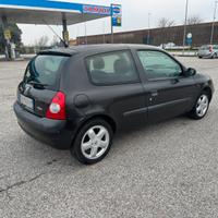 Renault Clio, ideale per neopatentati