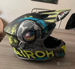 Casco Airoh taglia S