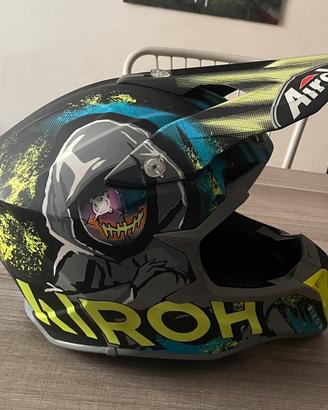 Casco Airoh taglia S