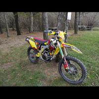 Suzuki valenti rmz