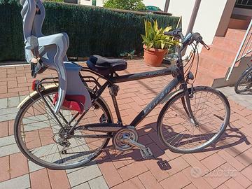 bicicletta con seggiolino 