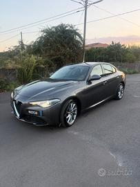 Alfa Romeo Giulia 2.2 Turbodiesel 160 CV AT8 Sprin