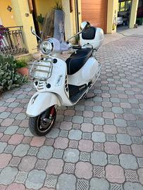 Vespa gts 300 super