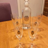 Set bottiglia e 6 bicchieri ovalini argenti