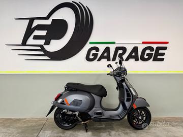 Vespa GTS 125 - Passaggio incluso -