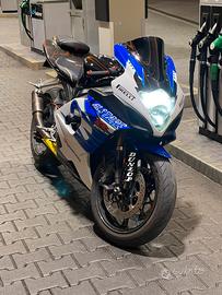 Gsx r 1000 k6 yoshimura