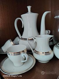 Set completo e  tazzine da caffè 