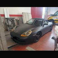 Auto PORSCHE BOXSTER 986