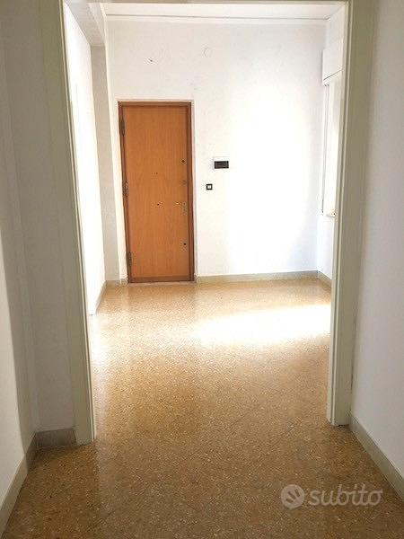 Appartamento – Palermo, Villaggio Santa Rosalia, IV Circoscrizione - Vista 3