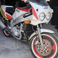 Yamaha fzr 600 1989/90