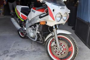 Yamaha fzr 600 1989/90