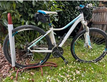 MTB CUBE da donna