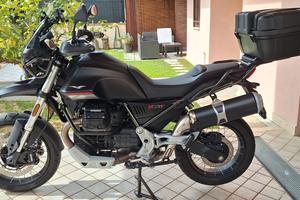 Moto Guzzi V85TT 2400Km