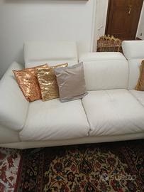 divano in pelle angolatr