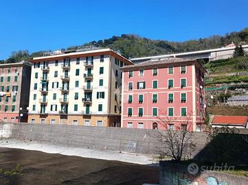 4 LOCALI A GENOVA
