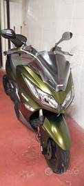 Scooter Kawasaki J300 abs