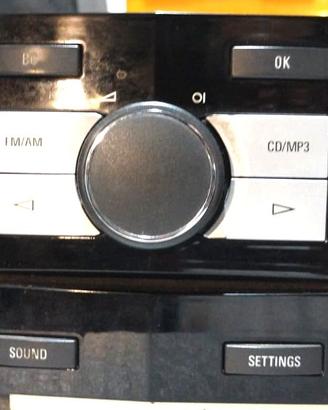 Lettore CD/Mp3 della Zafira Metano B Usato
