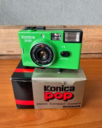 Macchina fotografica Konica Pop Verde 35mm Vintage