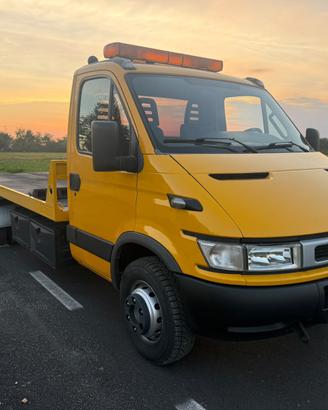 Iveco Daily carro attrezzi