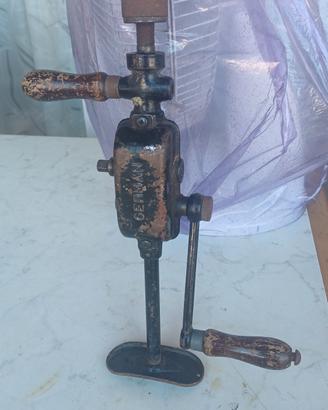 TRAPANO A MANOVELLA 