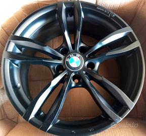 Cerchi in lega 18 pollici BMW