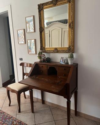 Set mobile ingresso arte povera