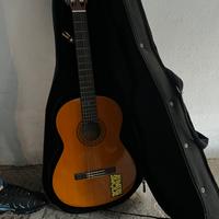 Chitarra classica yamaha